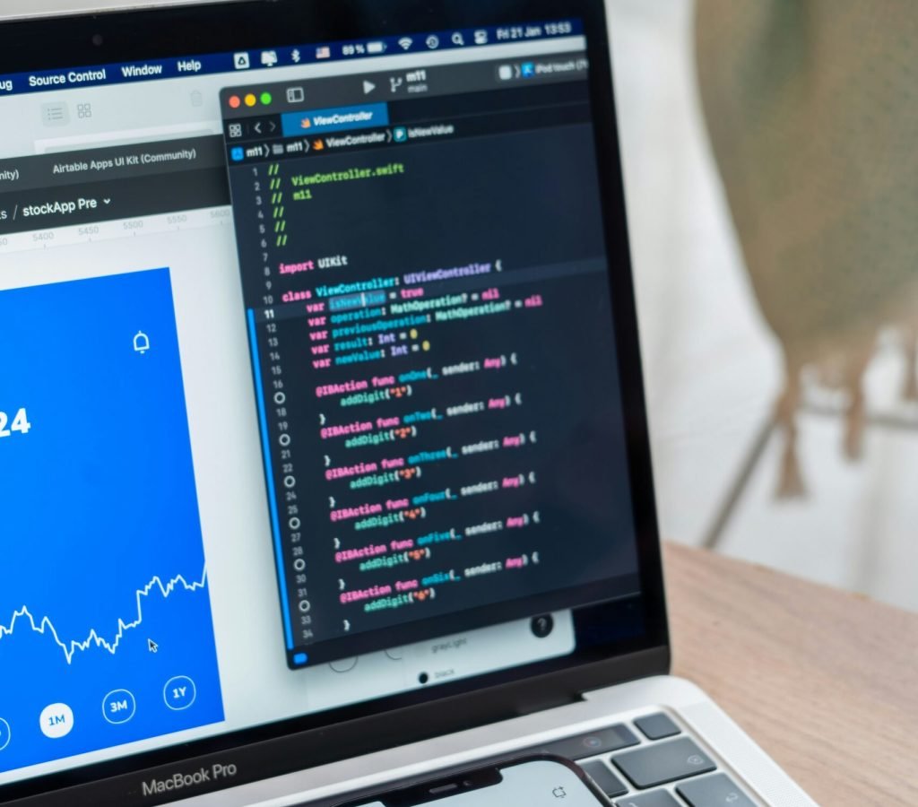 igor-savelev-mxUtpzc85fI-unsplash